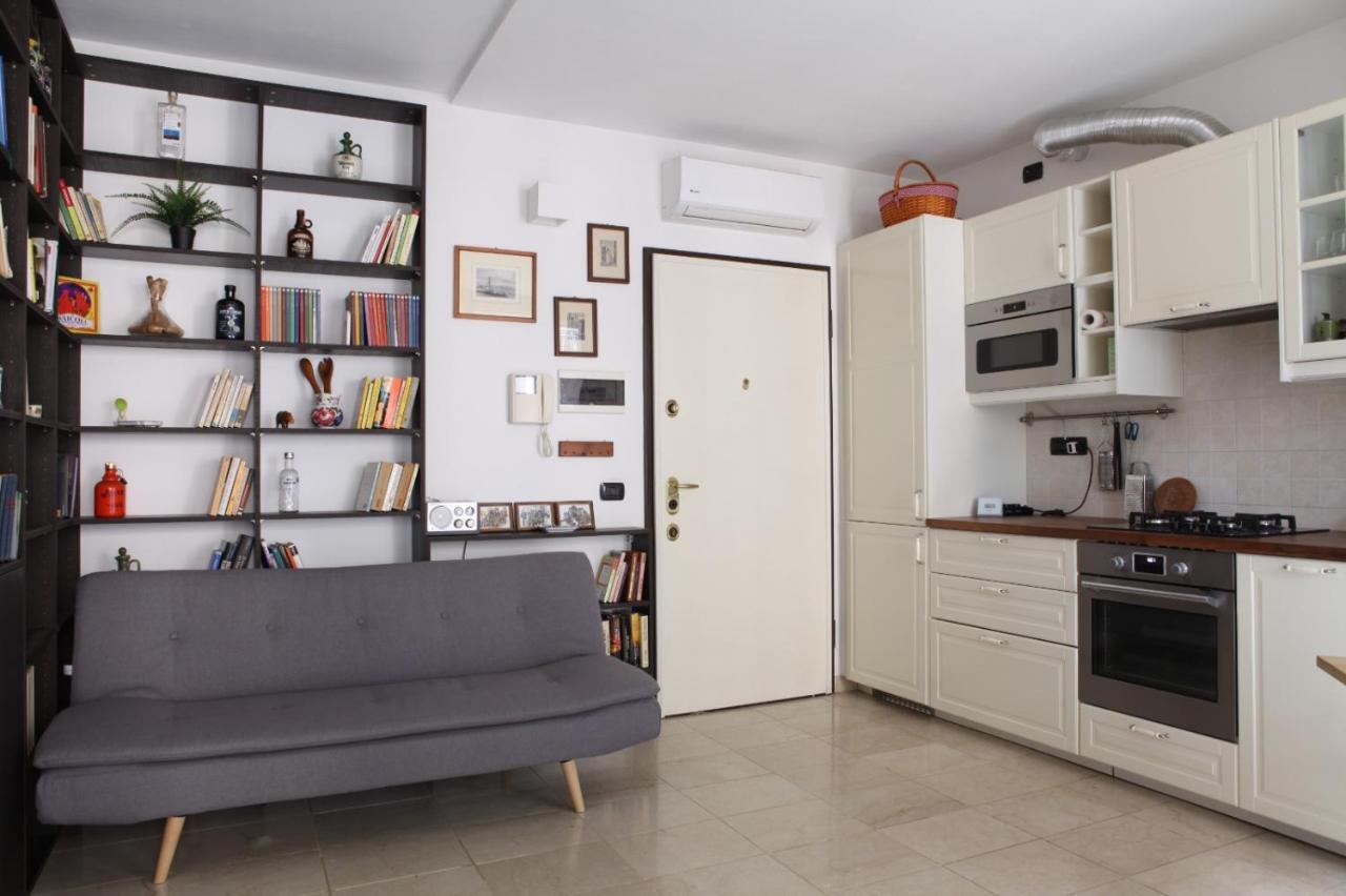 Terrace Apartment Close To Metro Station Milano Dış mekan fotoğraf